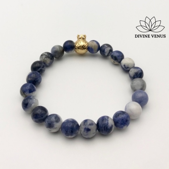 Lion Sodalite Stretch Bracelet - Picture 7 of 8